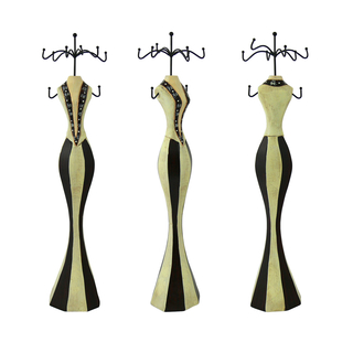 Schmuckständer aus Holz Streifen